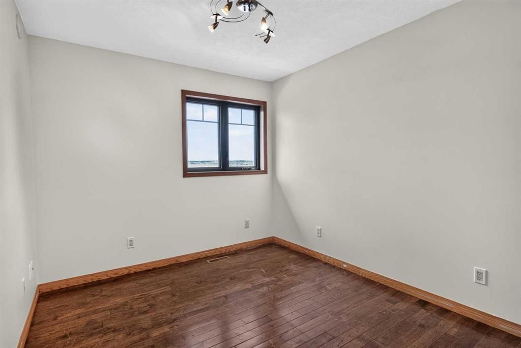 10407 102 Ave   - Photo 28