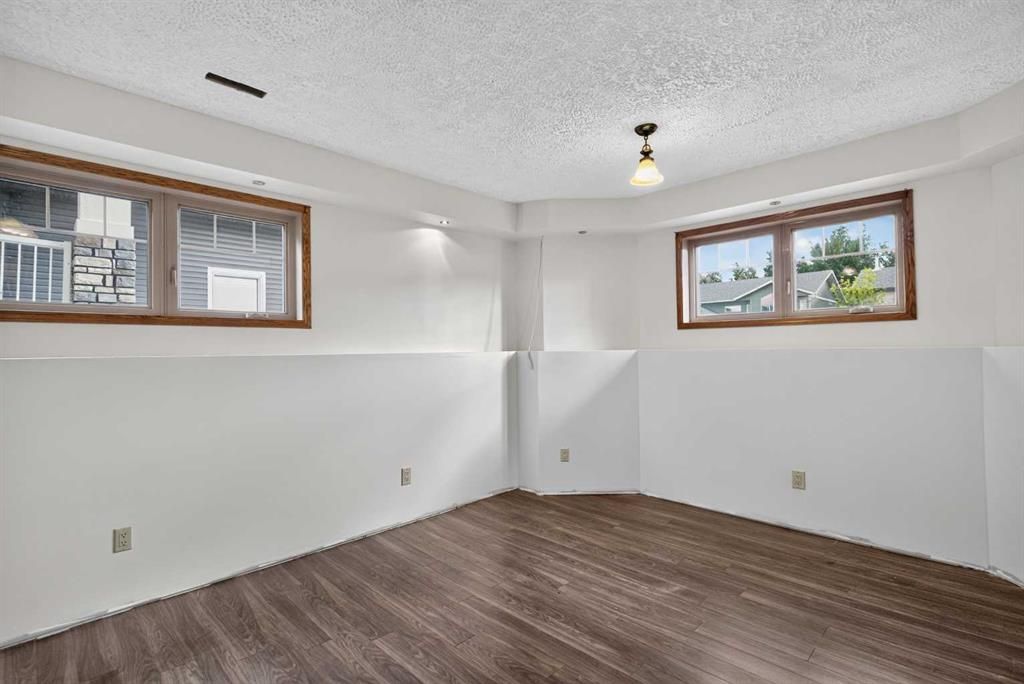 10407 102 Ave   - Photo 35