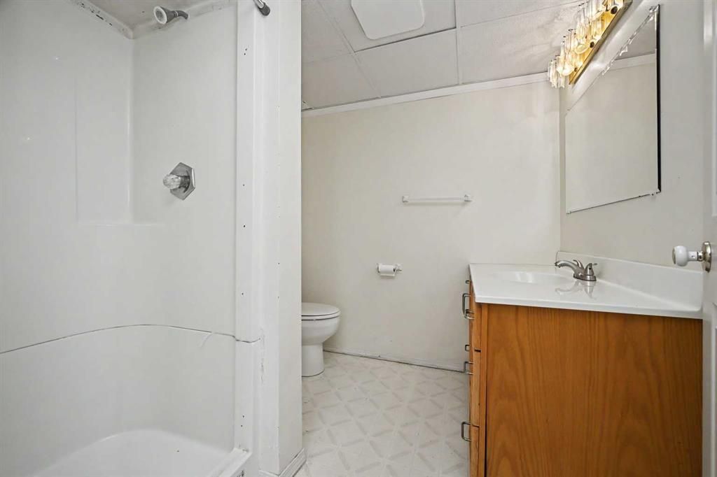 12017 95B Street  - Photo 28