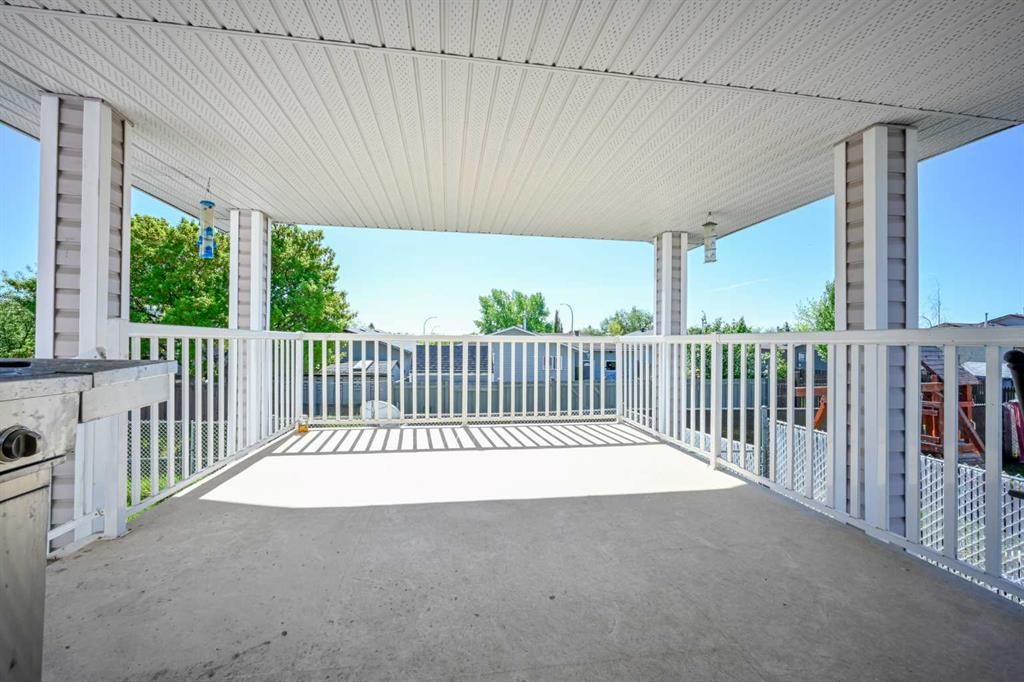 12017 95B Street  - Photo 29