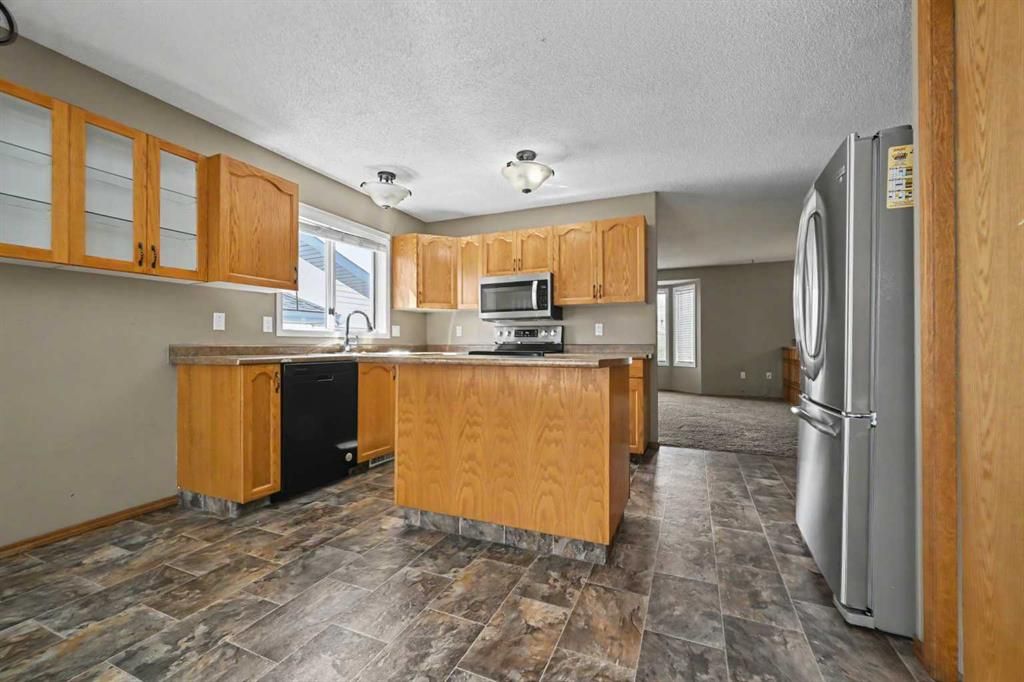 12017 95B Street  - Photo 7
