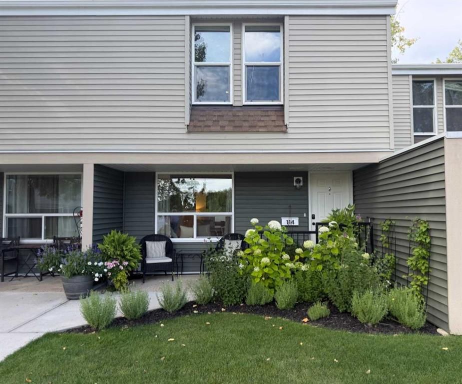 114, 9501 72 Avenue  - Photo 1