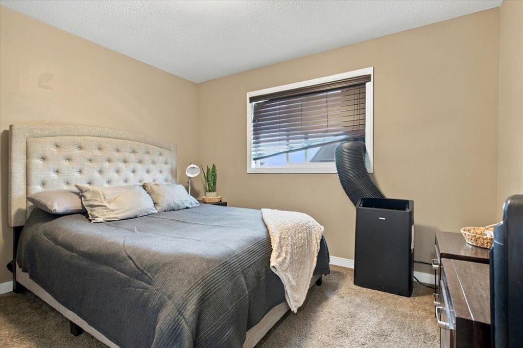 9401 88A Street  - Photo 14