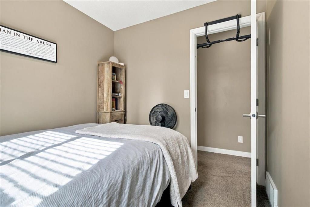9401 88A Street  - Photo 19