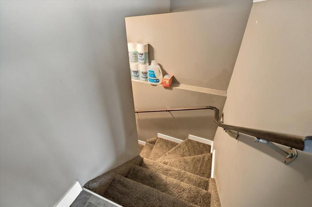 9401 88A Street  - Photo 21