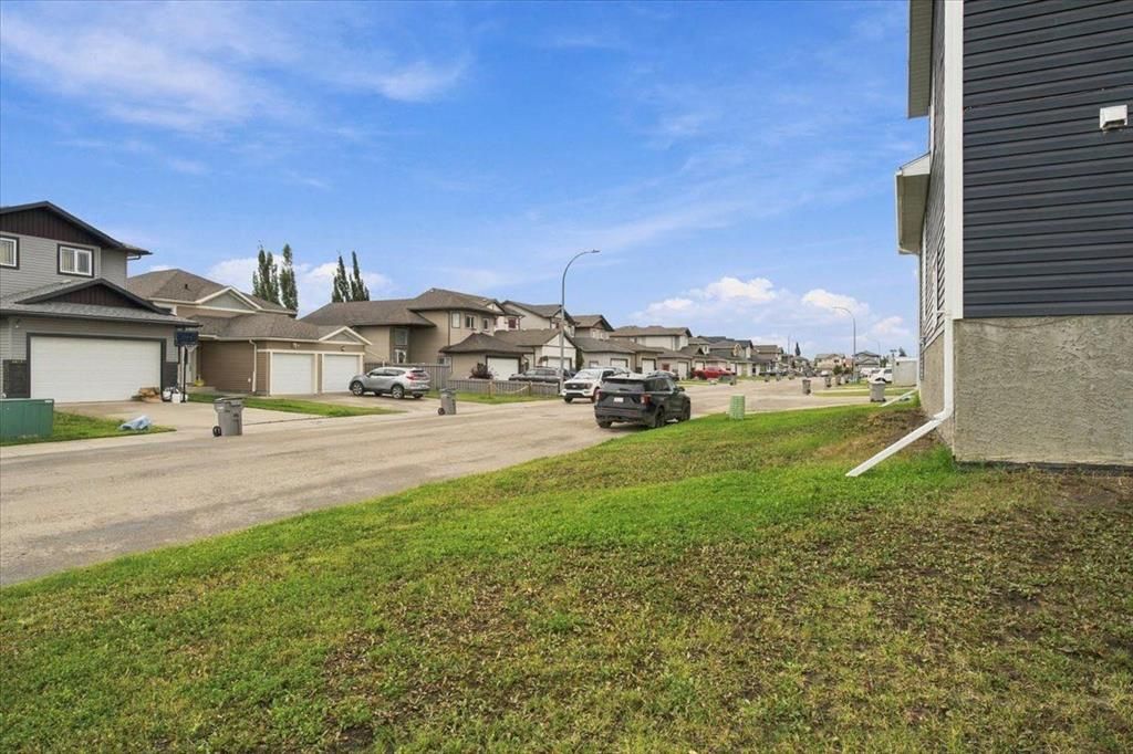 9401 88A Street  - Photo 23