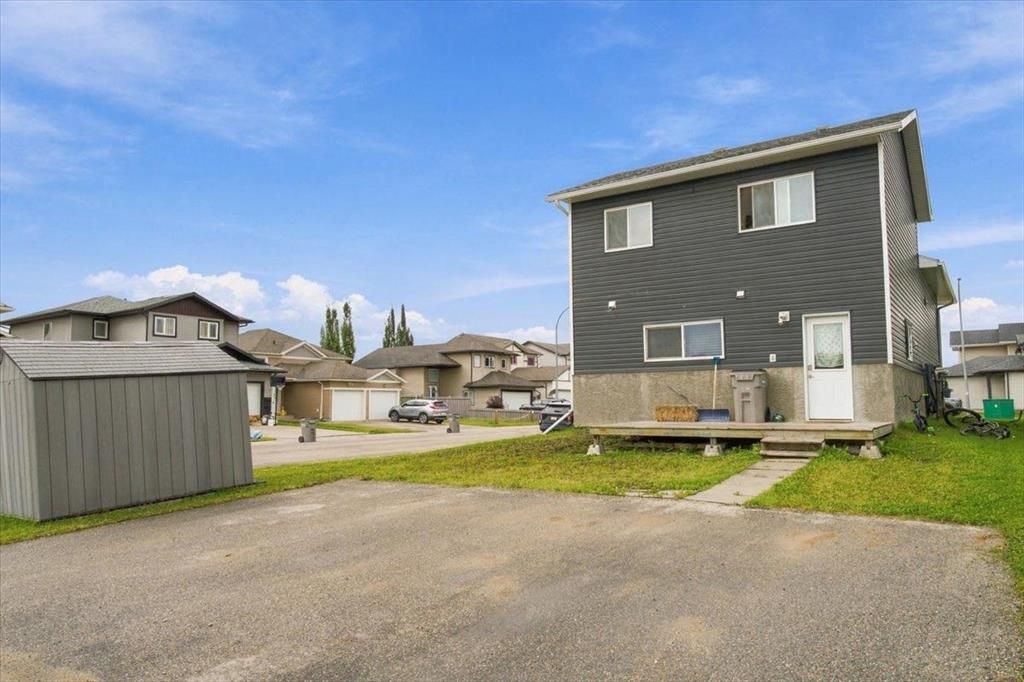 9401 88A Street  - Photo 24