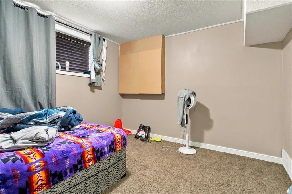 9401 88A Street  - Photo 33