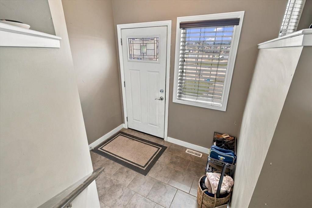 9401 88A Street  - Photo 4