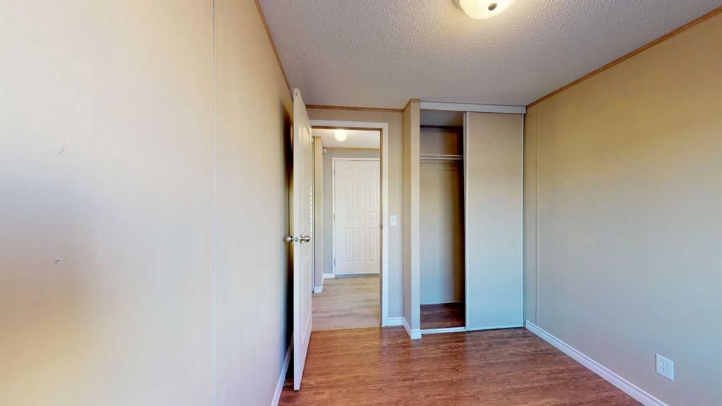 9011 88 Avenue  - Photo 16
