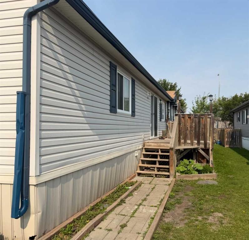 9011 88 Avenue  - Photo 20
