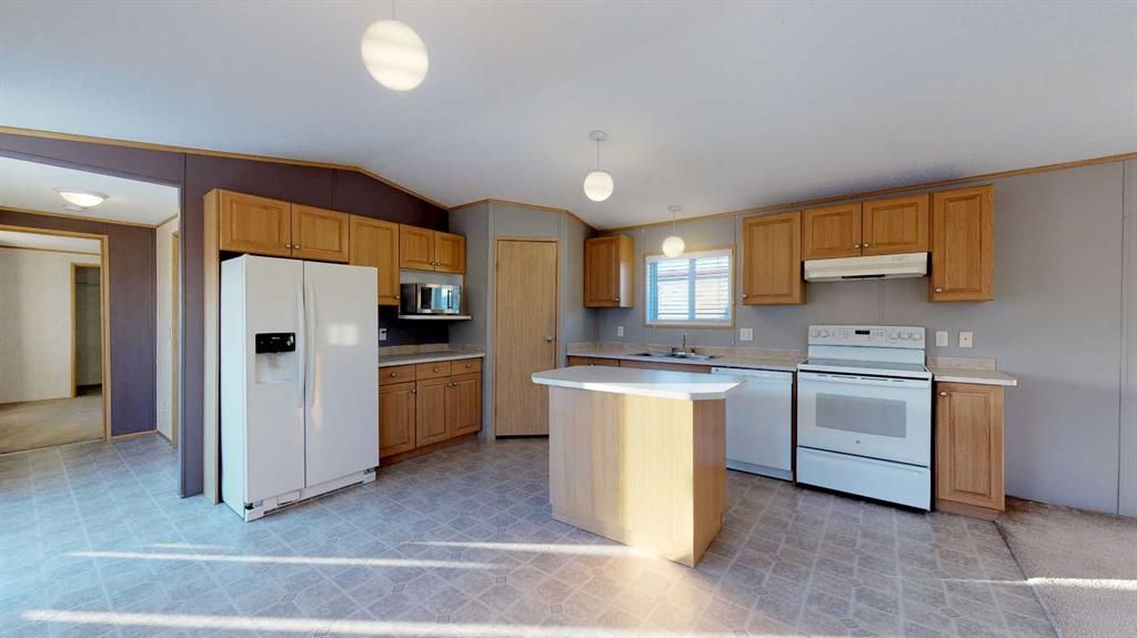 9011 88 Avenue  - Photo 4
