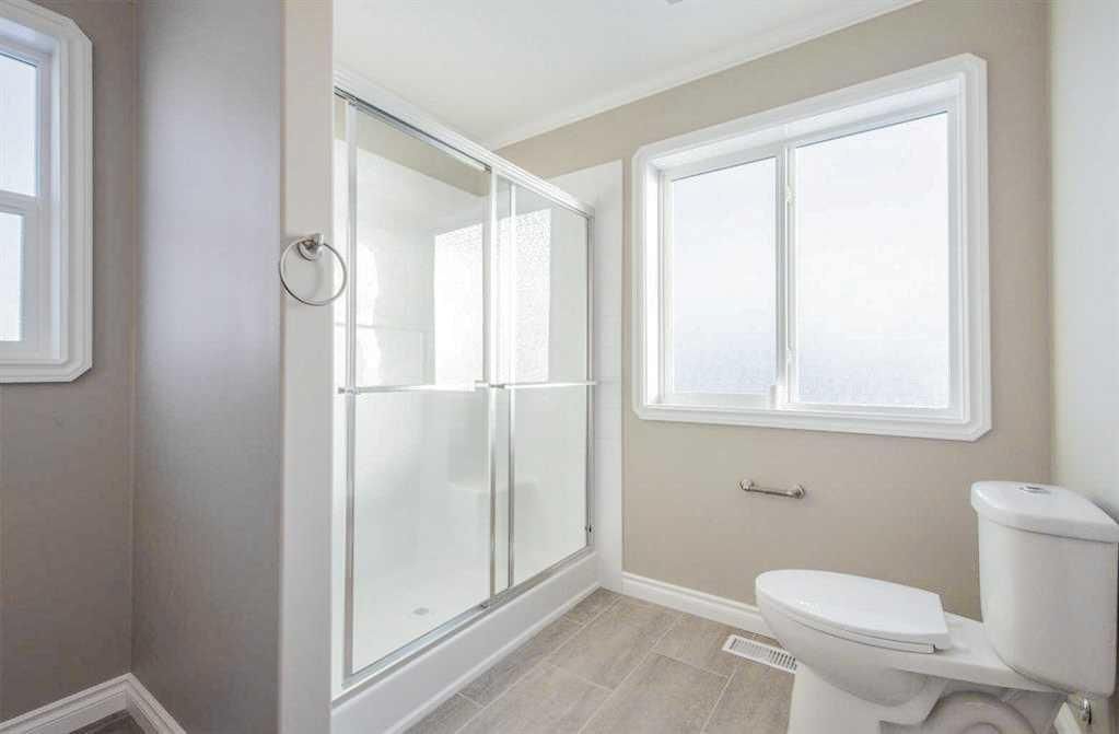 5215 52 Street  - Photo 17