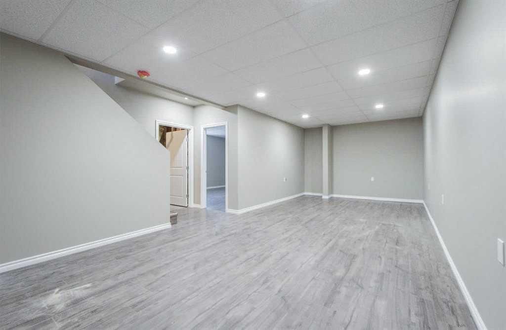 5215 52 Street  - Photo 19