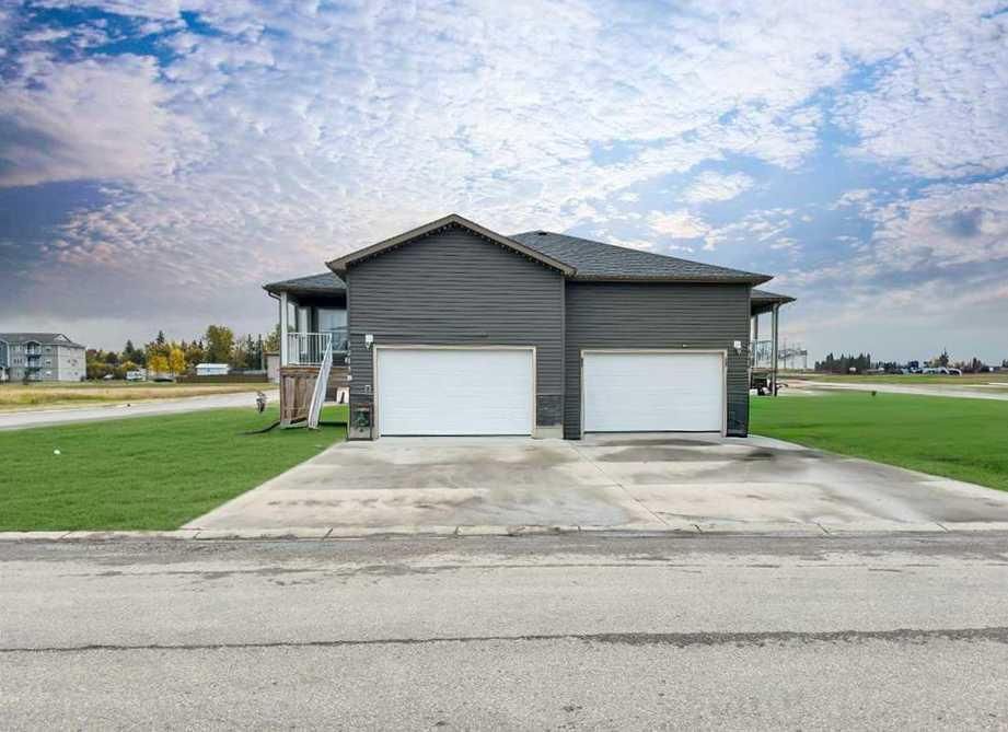 5215 52 Street  - Photo 2