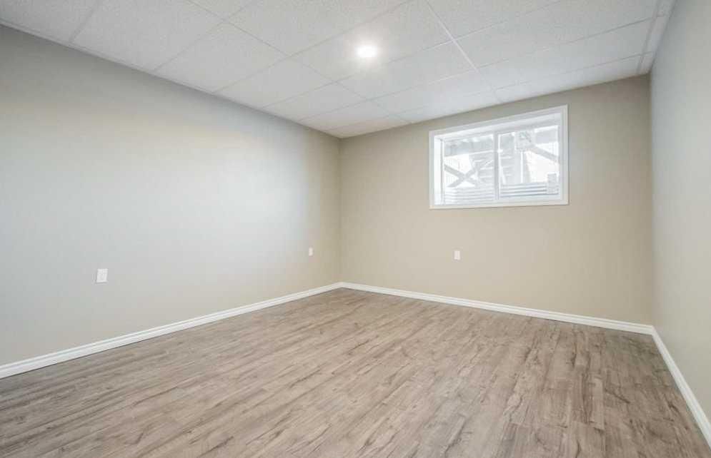 5215 52 Street  - Photo 20