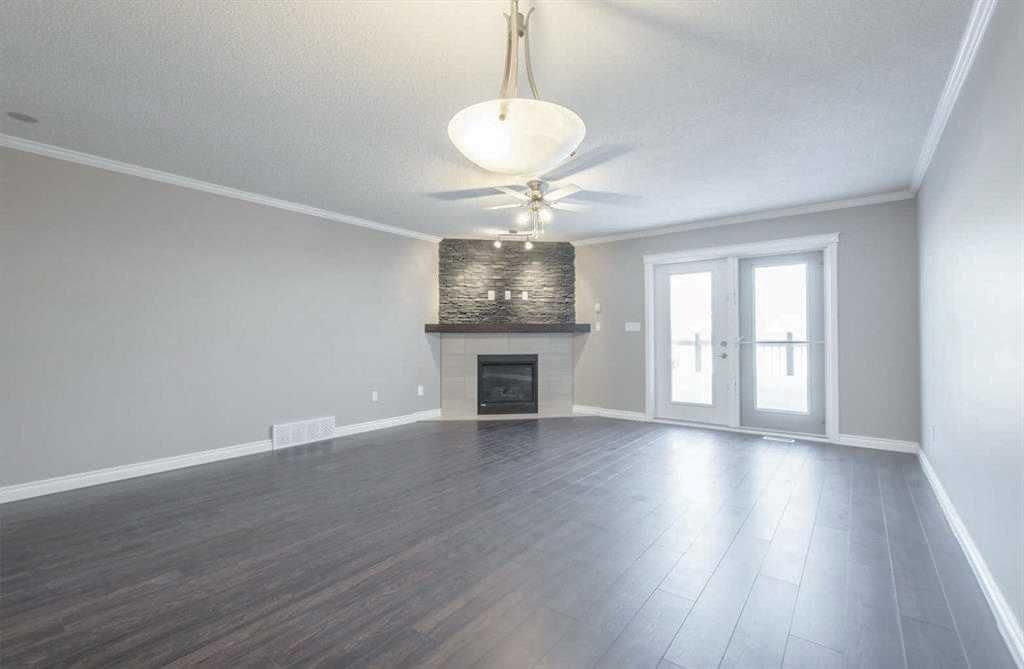 5215 52 Street  - Photo 31
