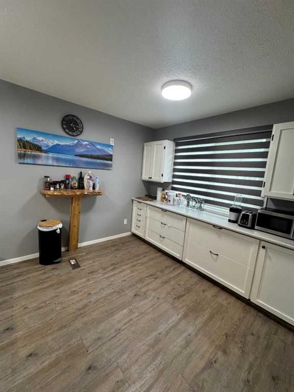 7830 Cedar Wood Park   - Photo 3