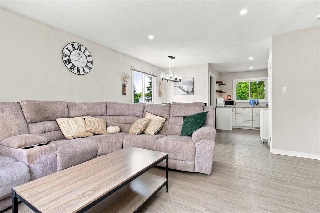 9822 80 Avenue  - Photo 9