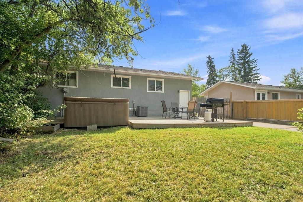 9822 80 Avenue  - Photo 33