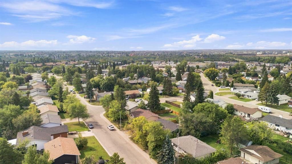 9822 80 Avenue  - Photo 5