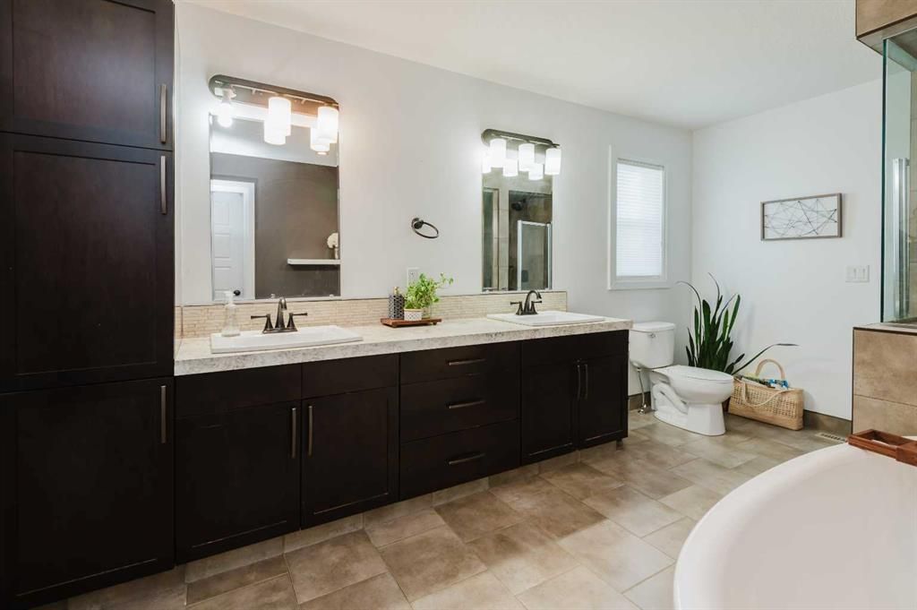 8013 112B Street  - Photo 18