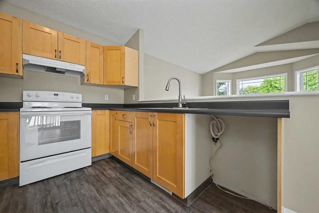 6217 89 Street  - Photo 12