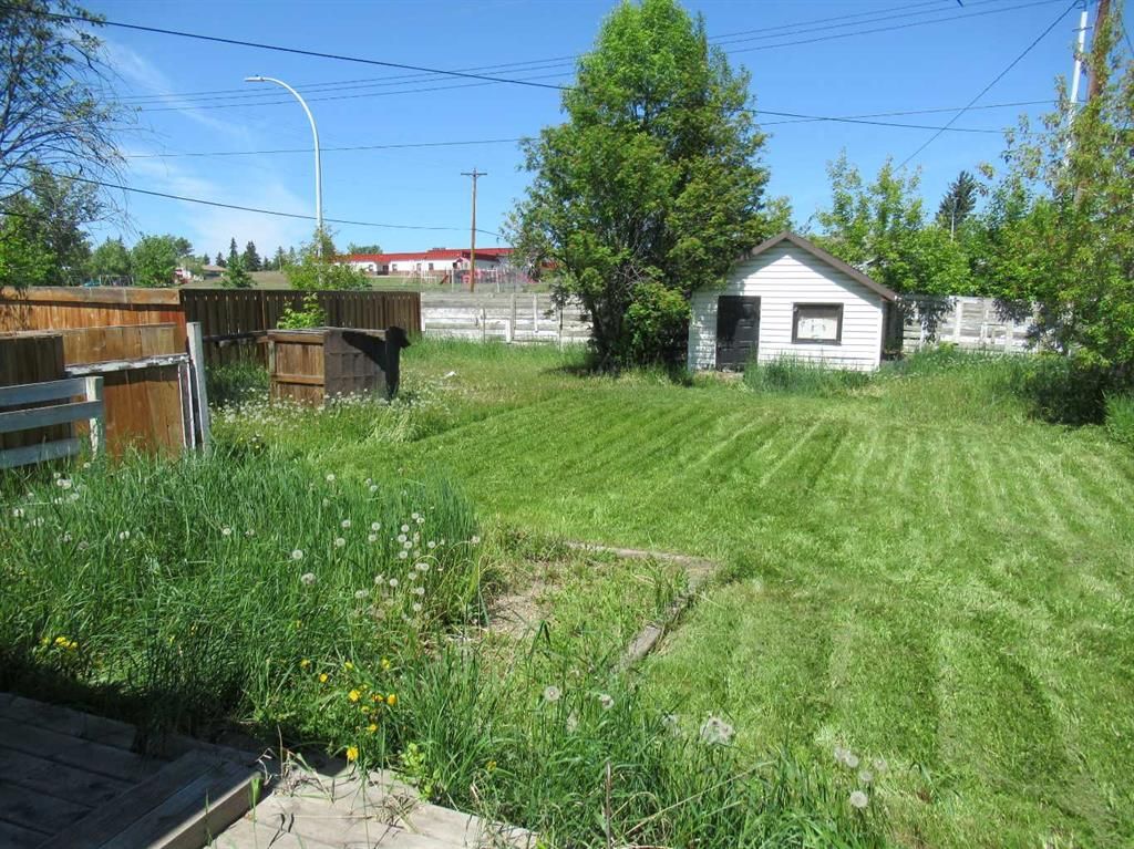 9324 104 Avenue - Photo 3
