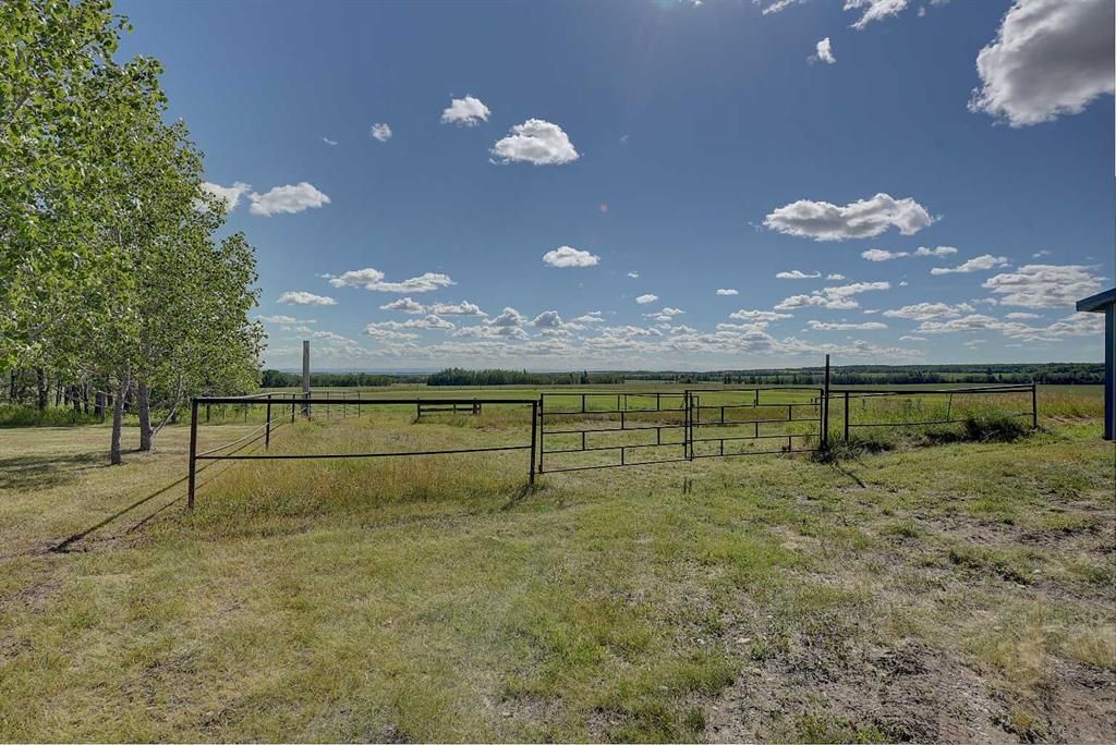 723020 Range Road 95   - Photo 35