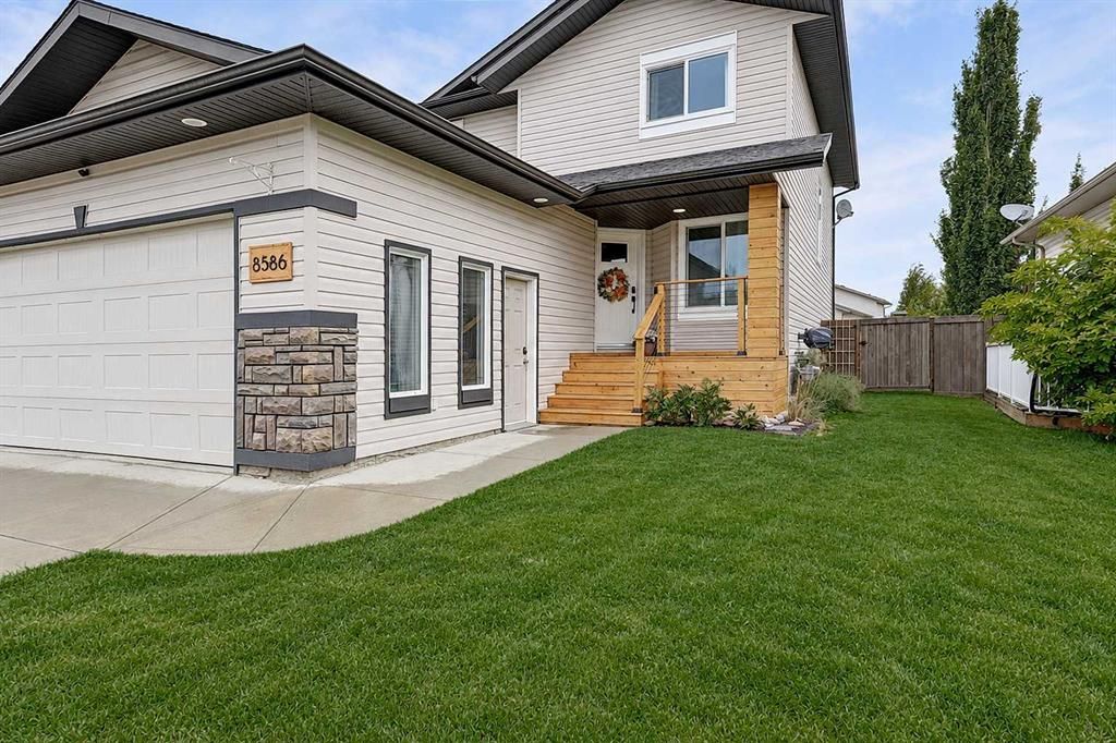 8586 69 Avenue - Photo 1