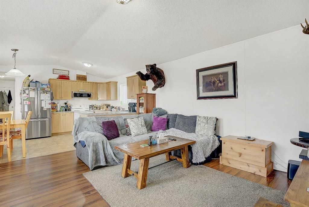 8902 89 Street  - Photo 7
