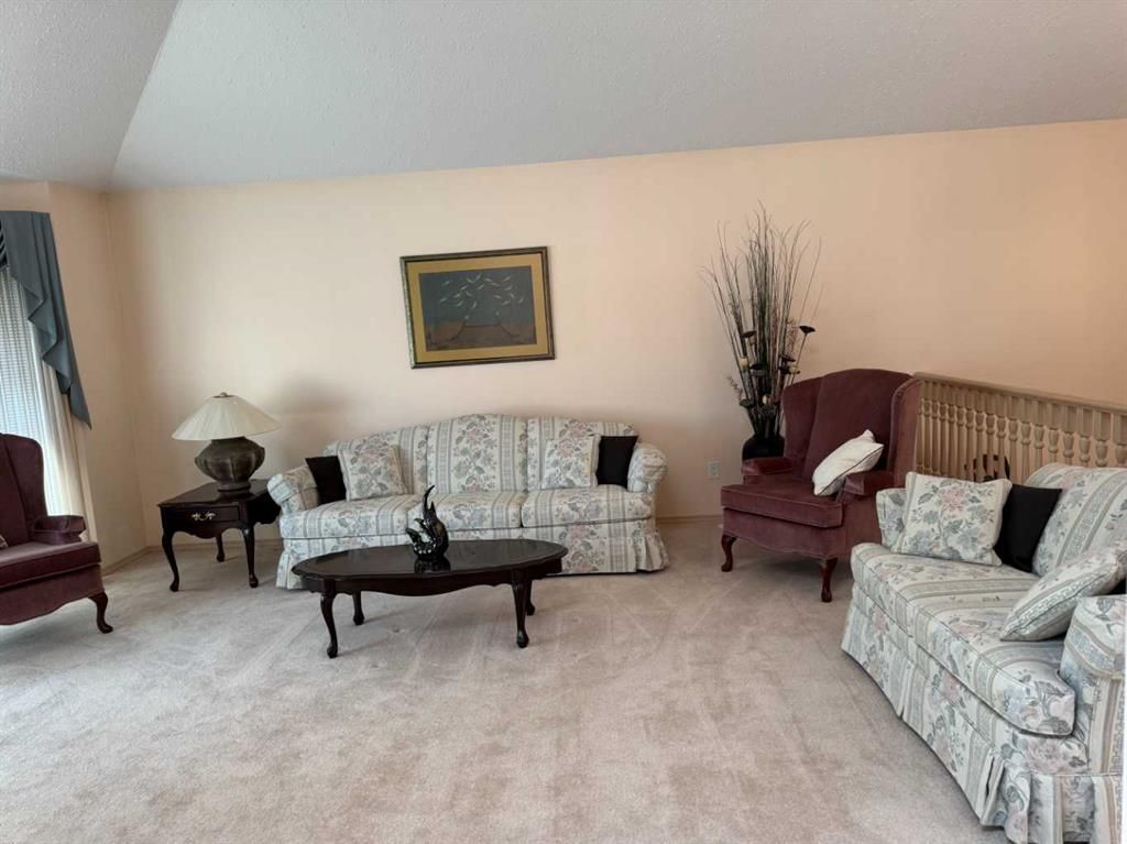 9244 Wedgewood Drive N - Photo 13
