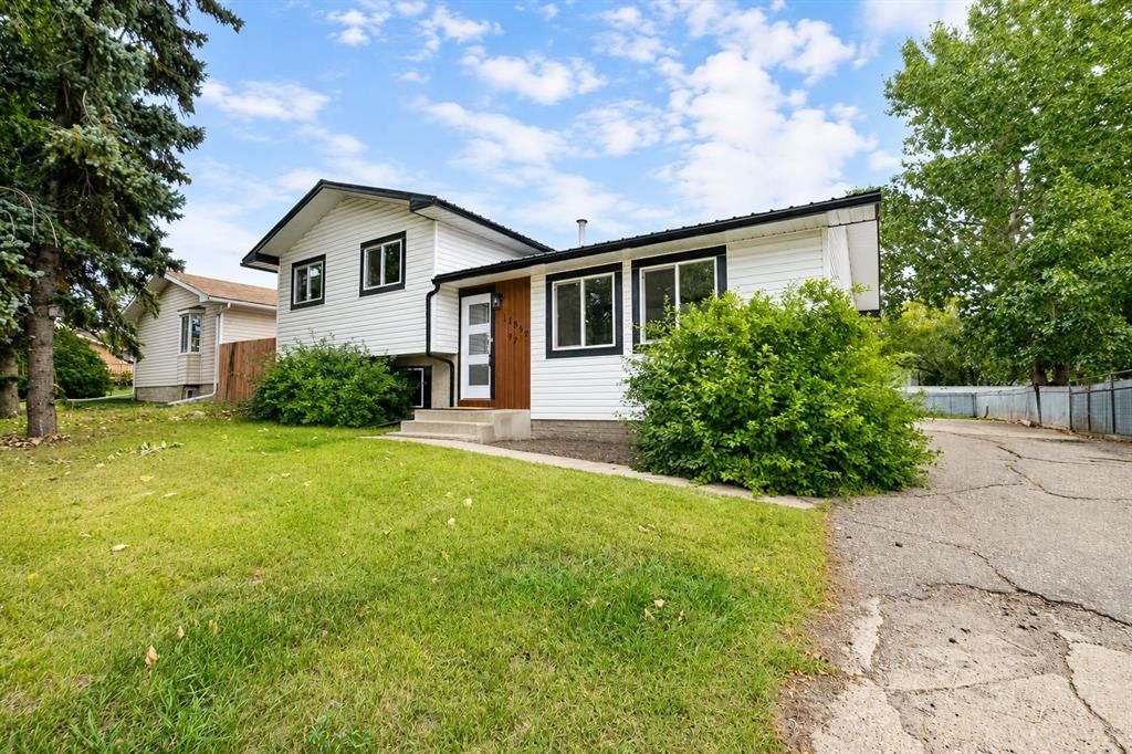 11809 97 Street  - Photo 1