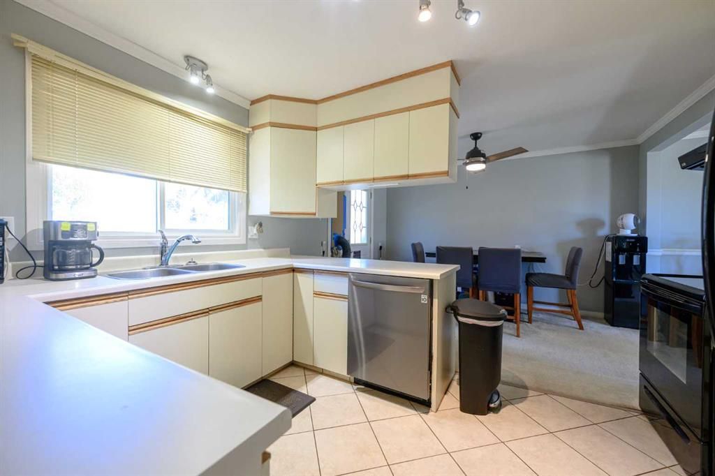 9630 91B Avenue  - Photo 11