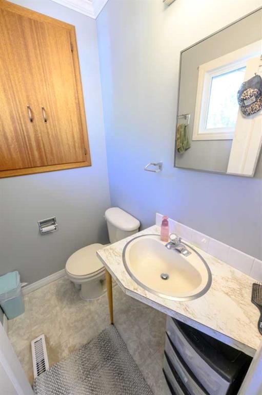 9630 91B Avenue  - Photo 17