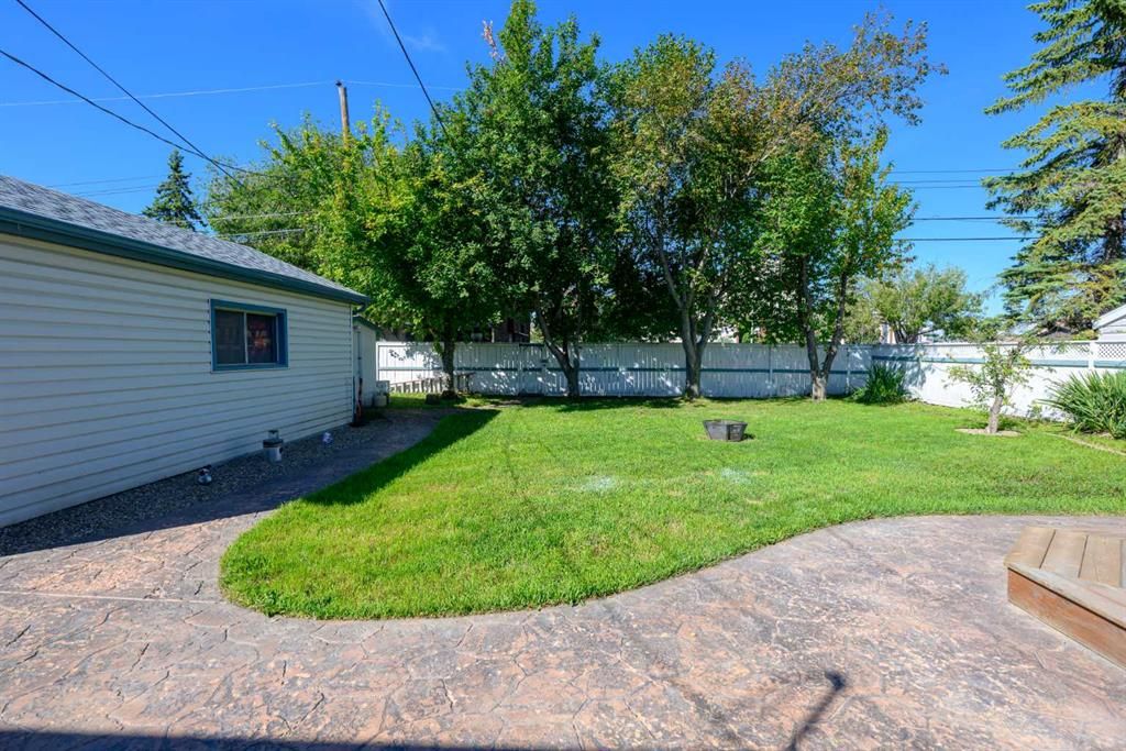 9630 91B Avenue  - Photo 26