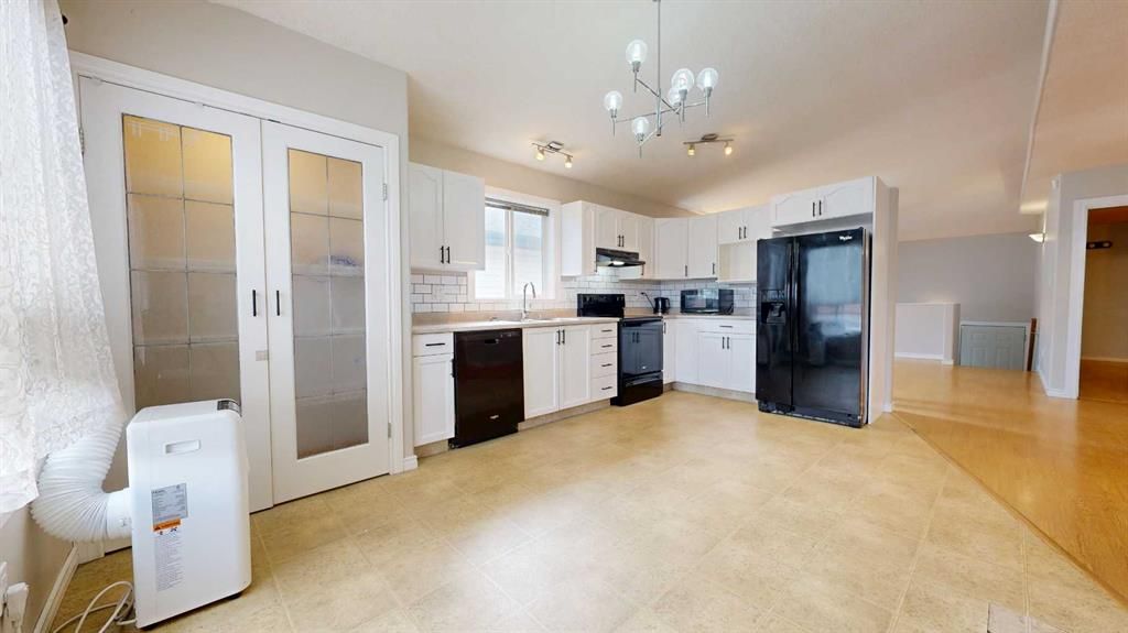 8806 112 Avenue  - Photo 7
