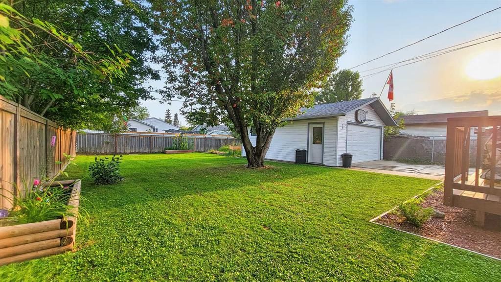9653 86 Avenue  - Photo 27