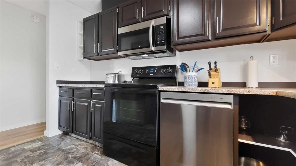 9653 86 Avenue  - Photo 7