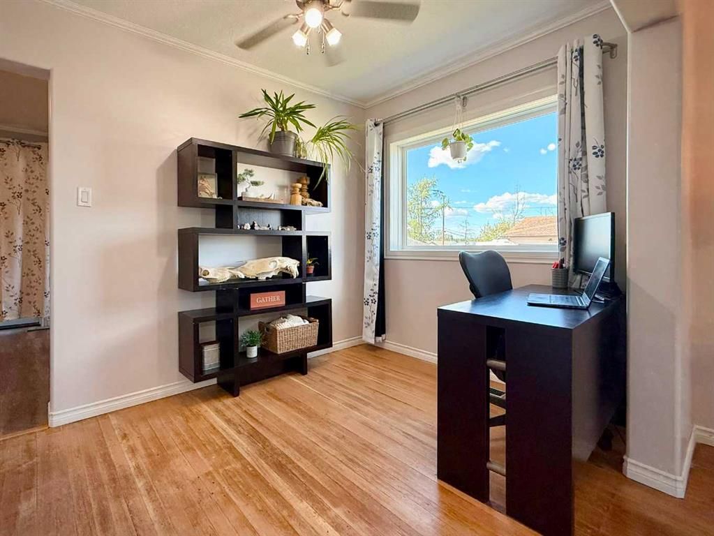 9732 100 Street  - Photo 16