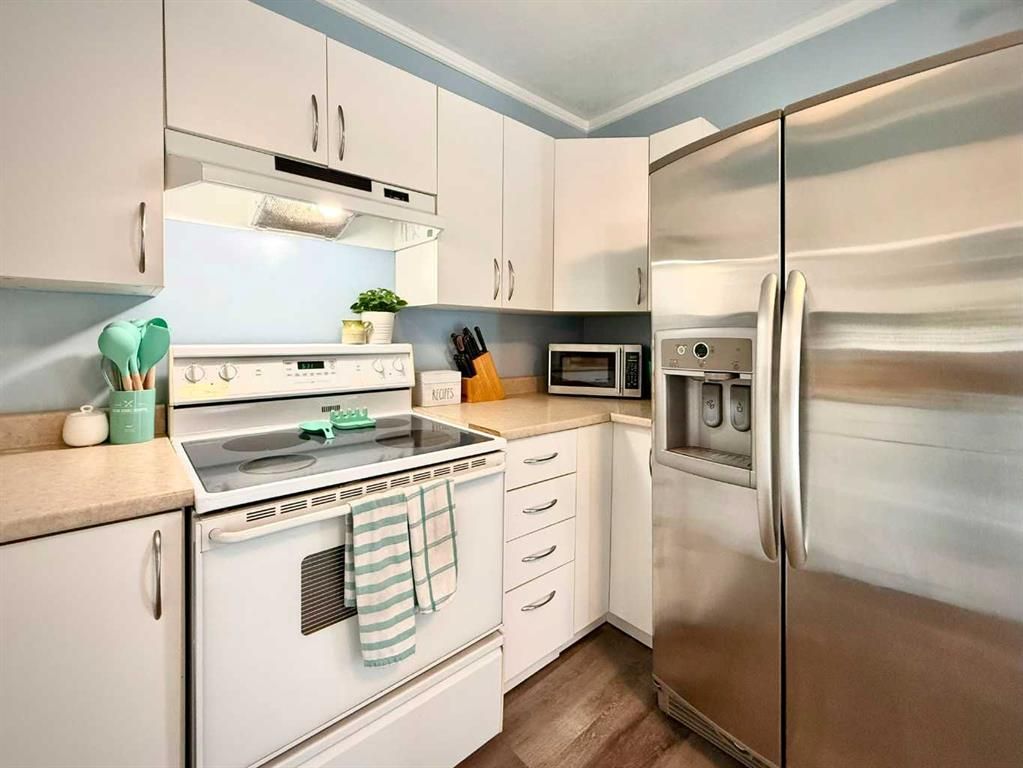 9732 100 Street  - Photo 27