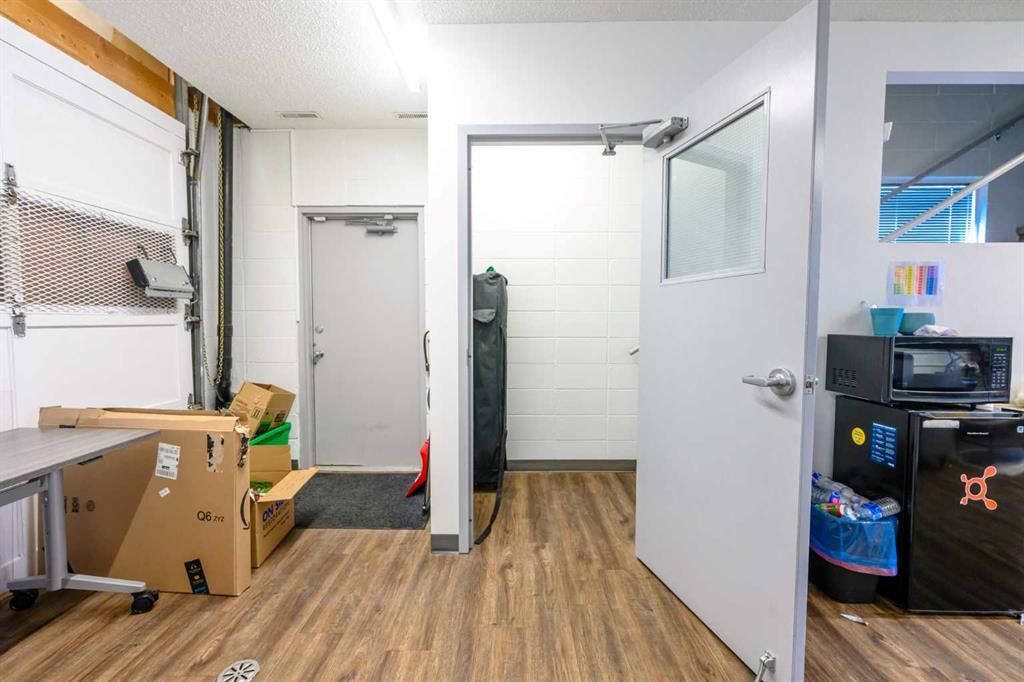 10013 110 Avenue  - Photo 9