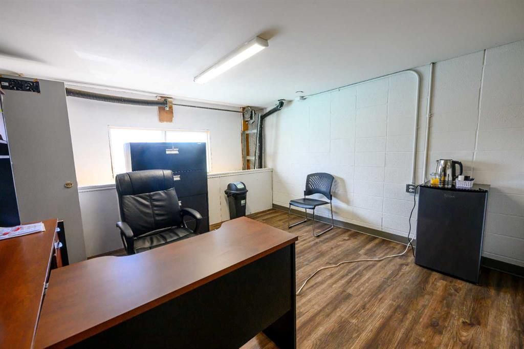 10013 110 Avenue  - Photo 13