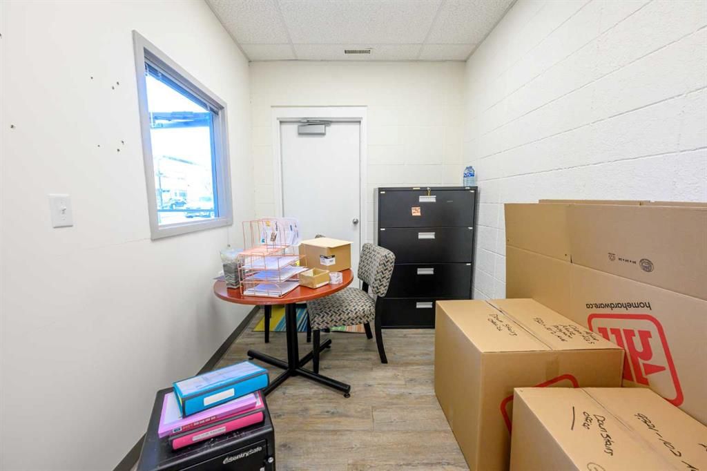10013 110 Avenue  - Photo 20