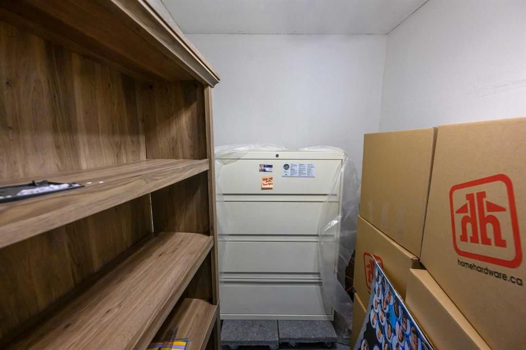 10013 110 Avenue  - Photo 21