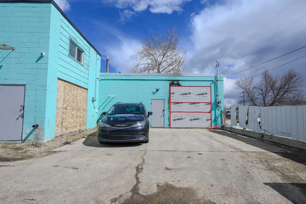 10013 110 Avenue - Photo 3