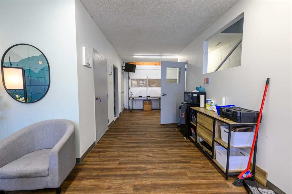10013 110 Avenue  - Photo 6