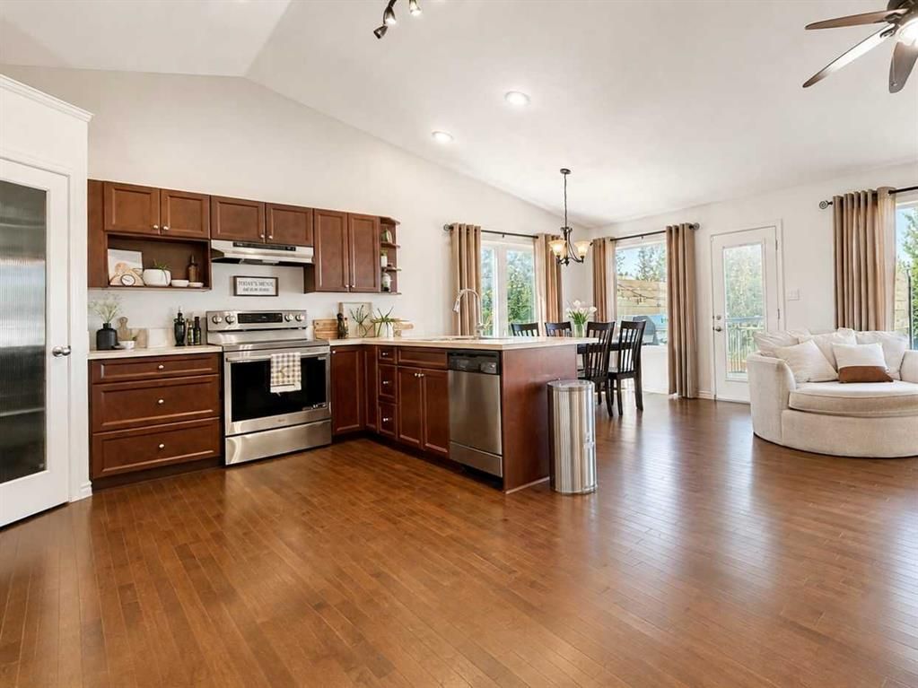 8606 70 Avenue  - Photo 14