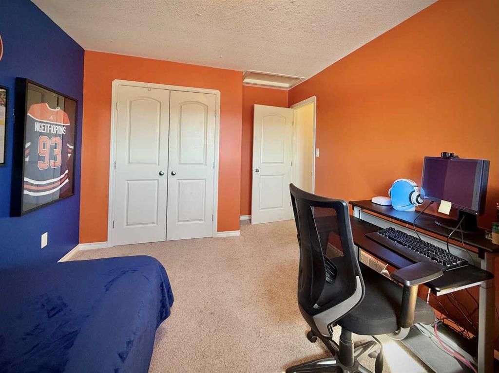 8606 70 Avenue  - Photo 24