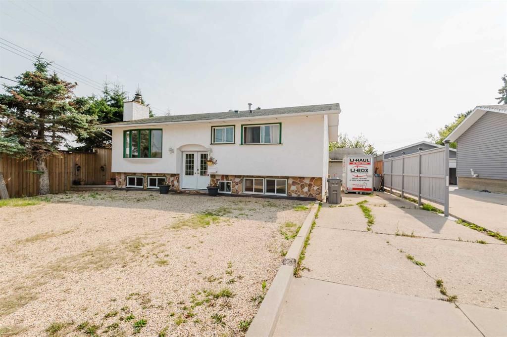 9205 111 Avenue  - Photo 1